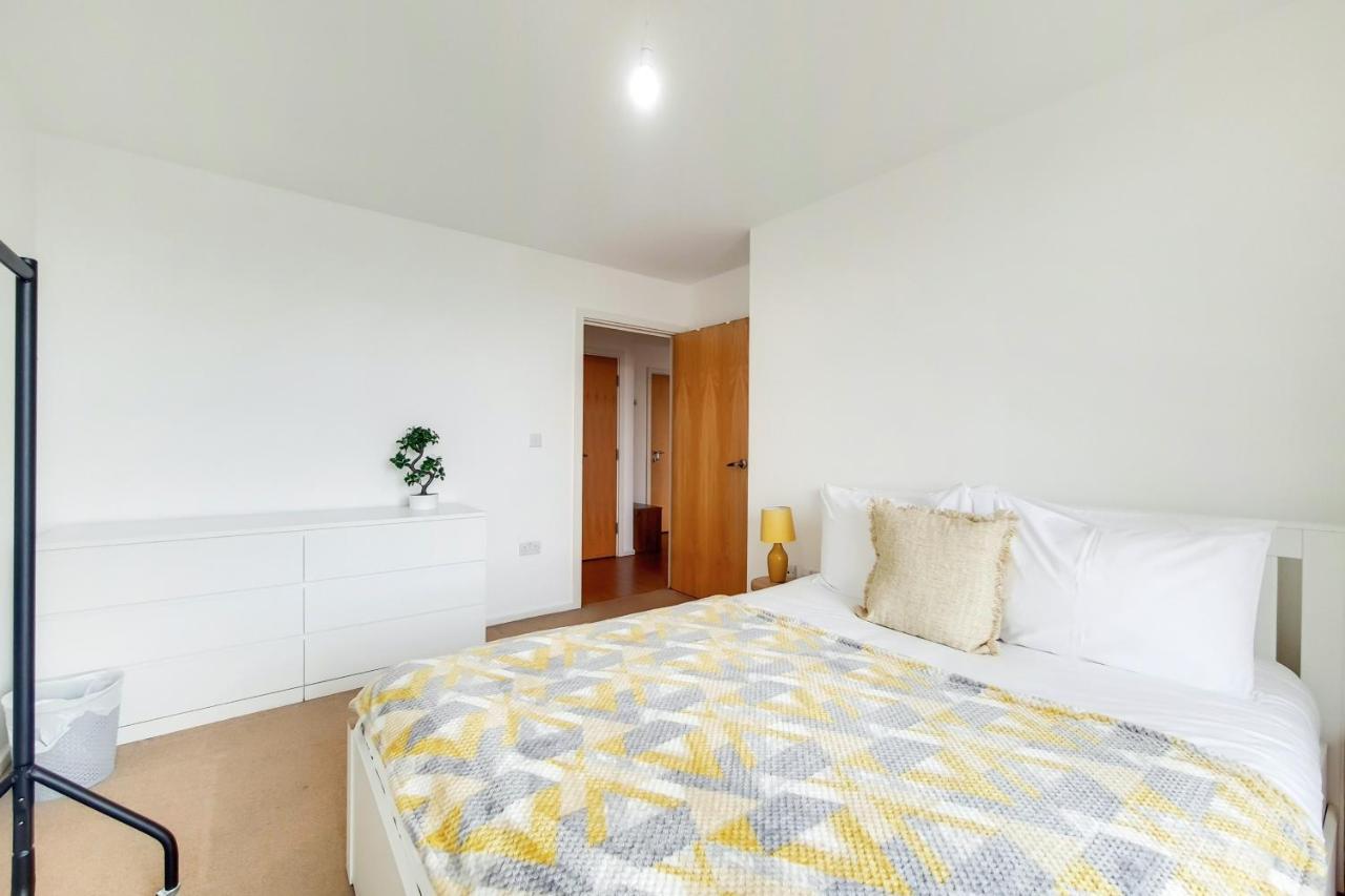 Free Parking - Two Bed Apartment By London Docklands 外观 照片